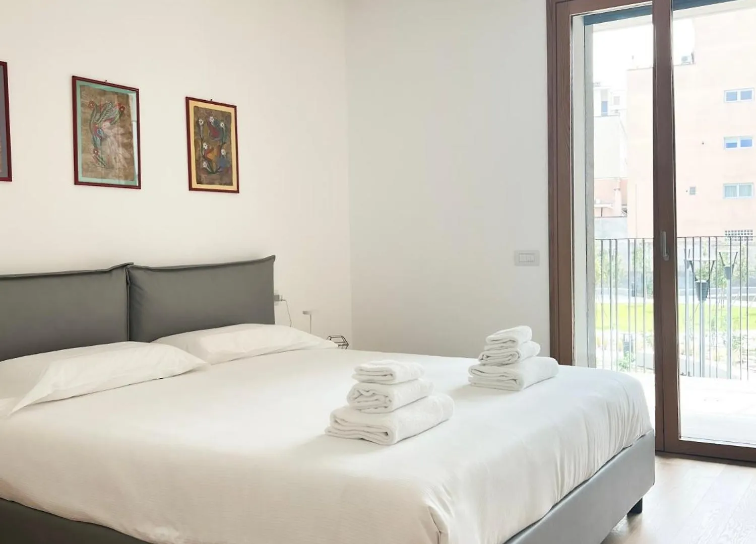 Comecasa Modern Terraced & Palestra Apartment Milano