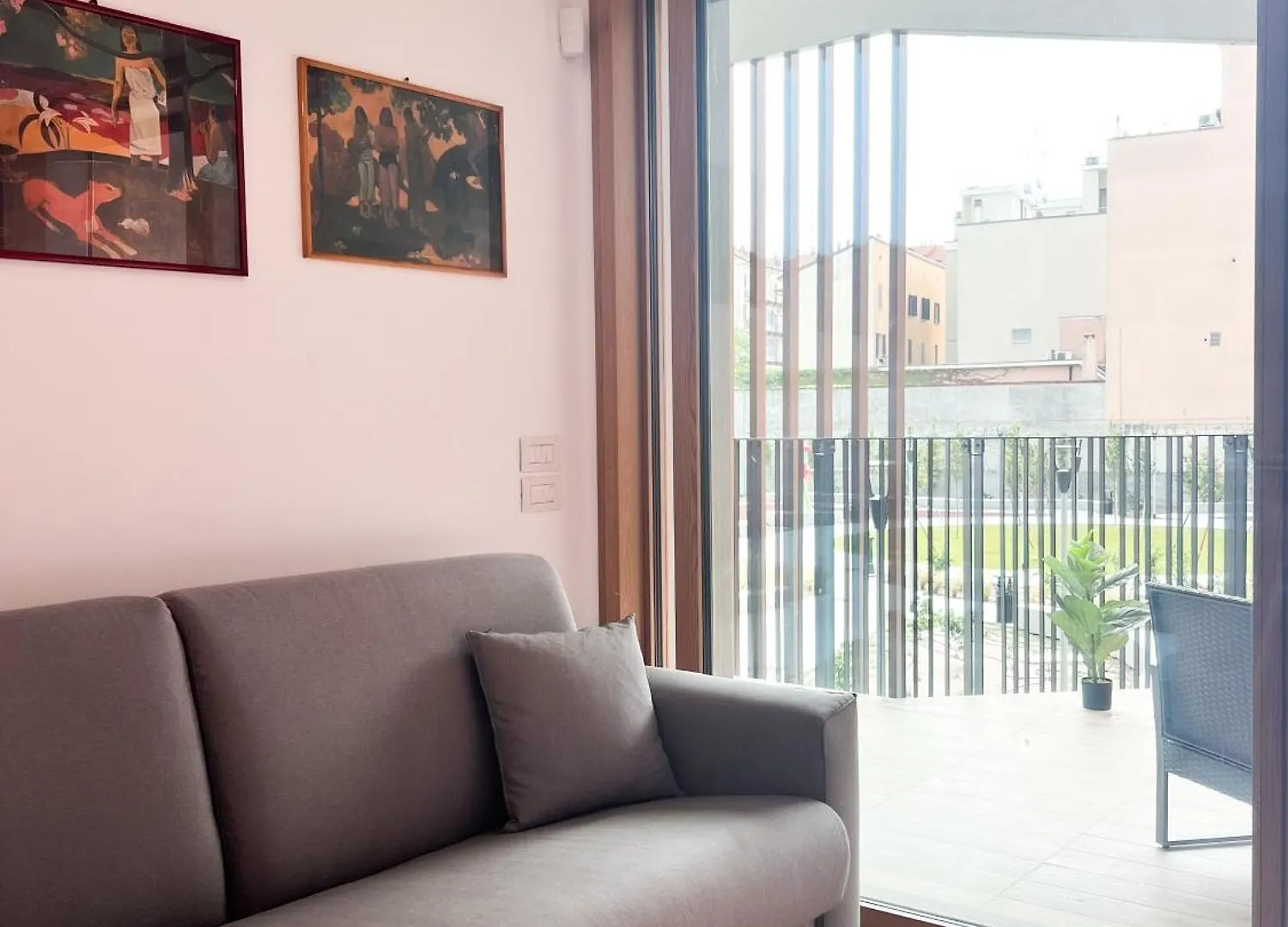 Comecasa Modern Terraced & Palestra Apartment Milano