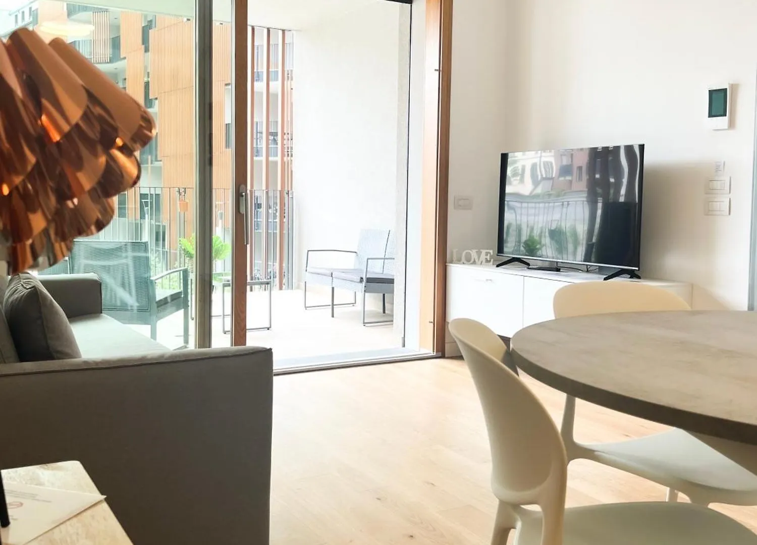 Comecasa Modern Terraced & Palestra Apartment Milan Italy