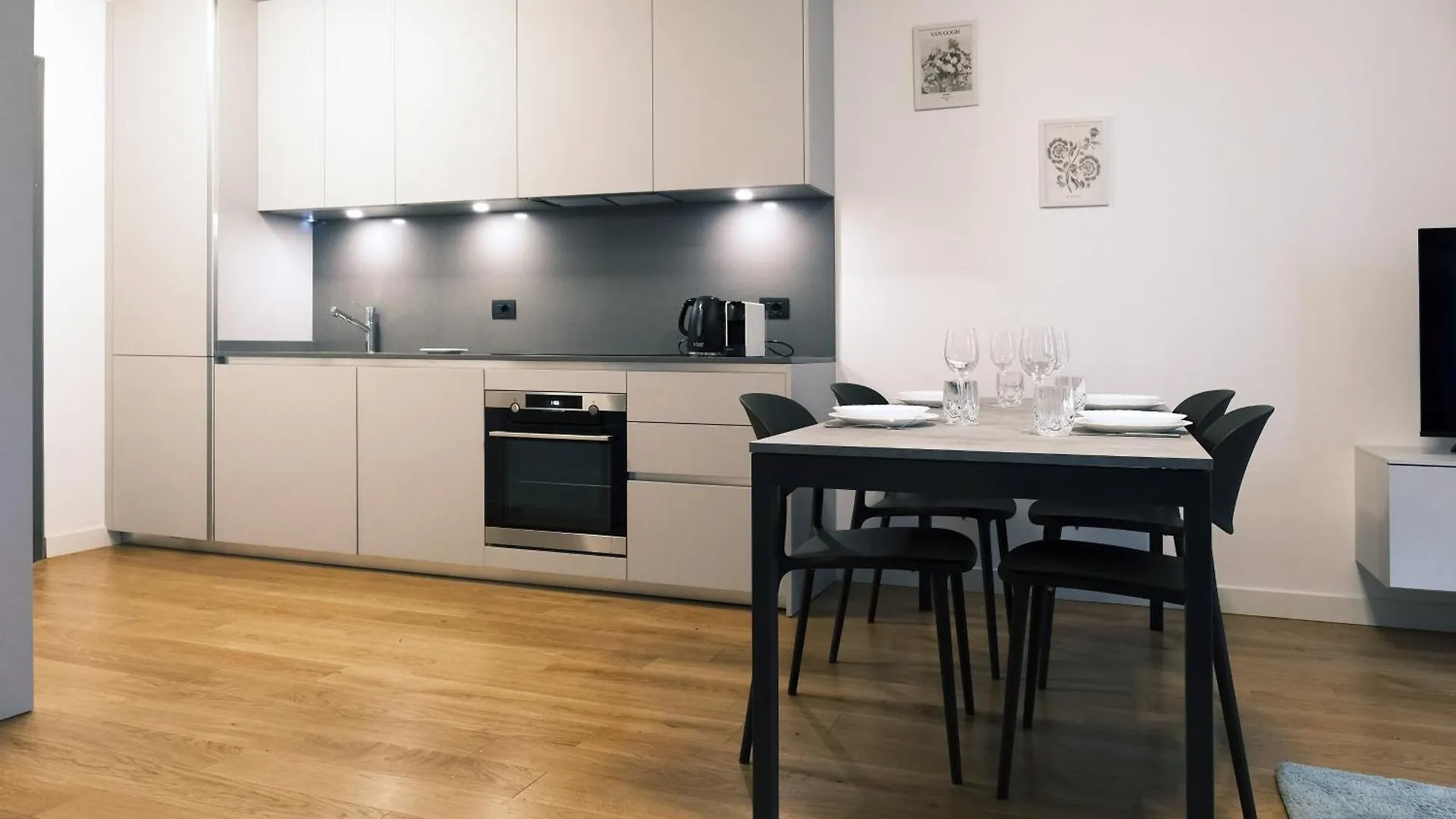 Comecasa Modern Terraced & Palestra Apartment Milano 0*,  Italia
